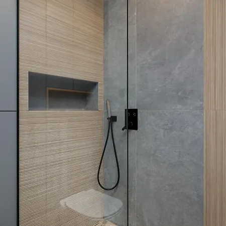 Lubicz Stylish Apartment With Parking And Air Conditioning In The City Center By Noclegi Renters-2